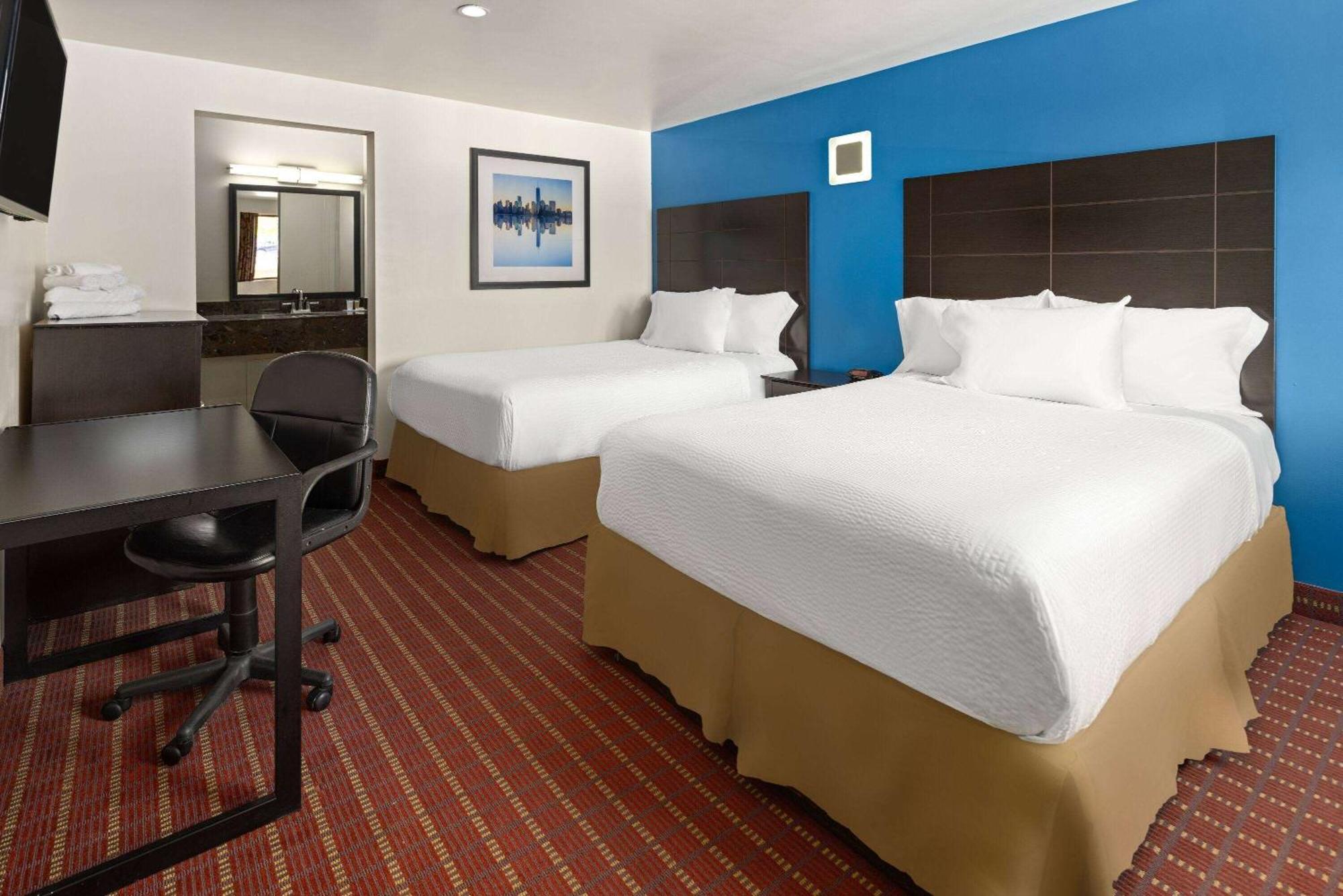 Travelodge By Wyndham Manhasset Exterior foto