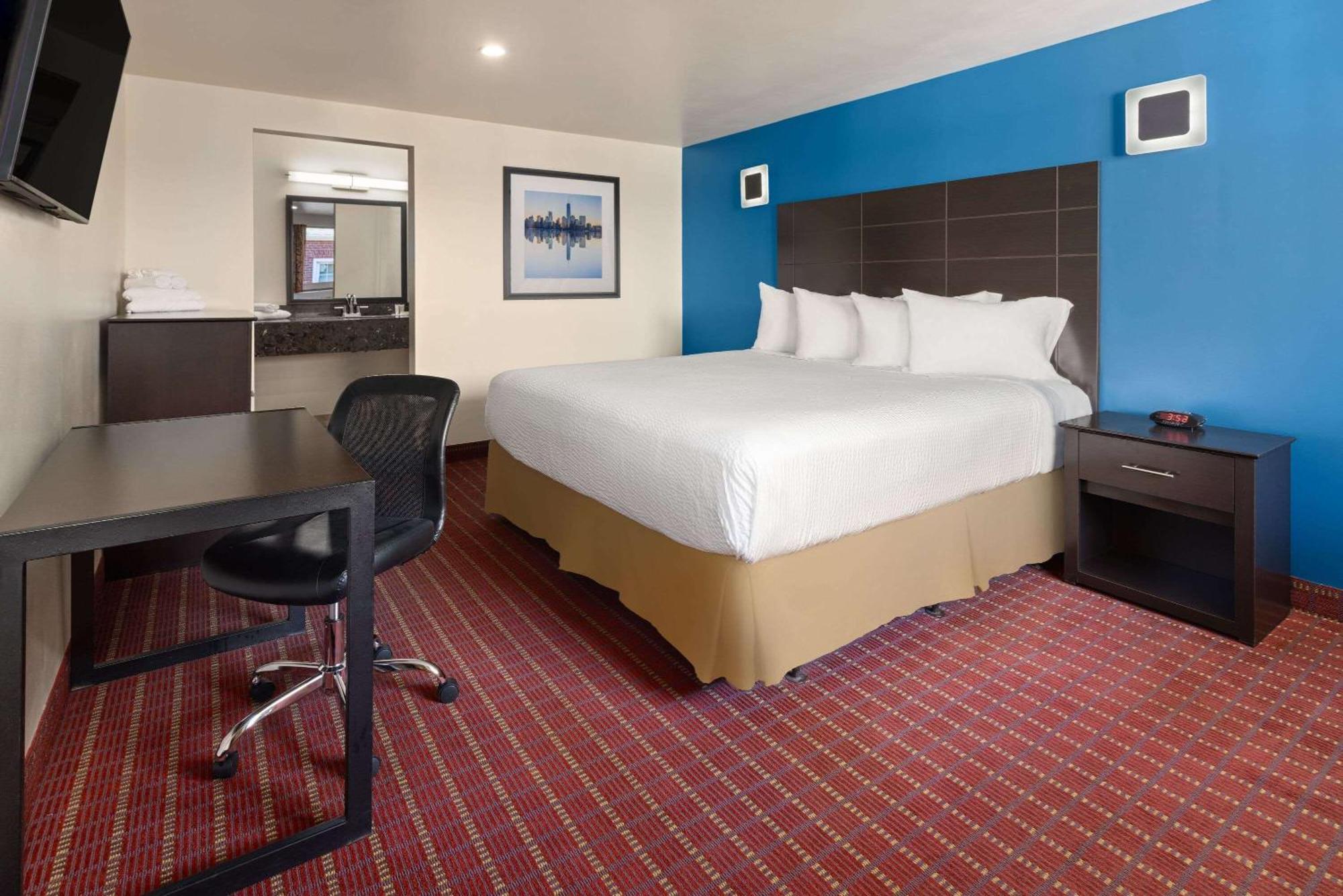 Travelodge By Wyndham Manhasset Exterior foto